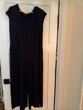Black Sleeveless Wide-Leg Jumpsuit